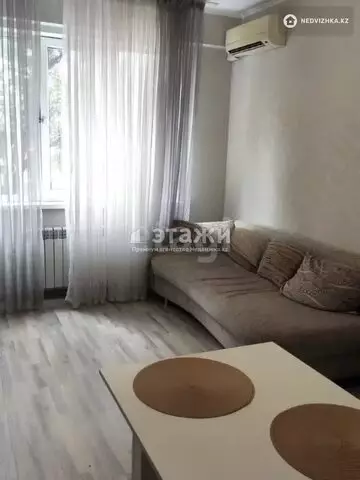 2-комнатная квартира, этаж 3 из 5, 45 м²