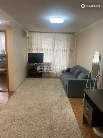 2-комнатная квартира, этаж 4 из 4, 40 м²