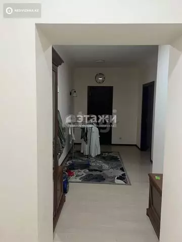 1-комнатная квартира, этаж 2 из 9, 60 м²