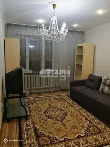 2-комнатная квартира, этаж 4 из 5, 50 м²