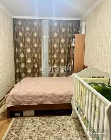 4-комнатная квартира, этаж 1 из 6, 86 м²