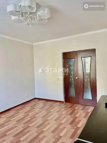 2-комнатная квартира, этаж 4 из 10, 51 м²