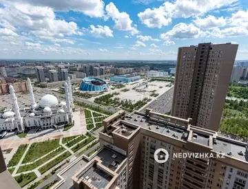 2-комнатная квартира, этаж 28 из 28, 70 м²