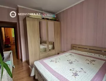 4-комнатная квартира, этаж 1 из 9, 100 м²