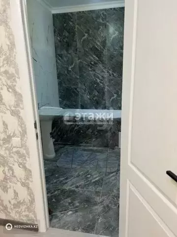 2-комнатная квартира, этаж 3 из 9, 58 м²