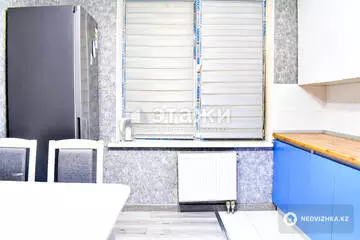 2-комнатная квартира, этаж 9 из 18, 78 м², на длительный срок