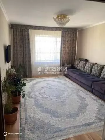 3-комнатная квартира, этаж 10 из 16, 90 м²