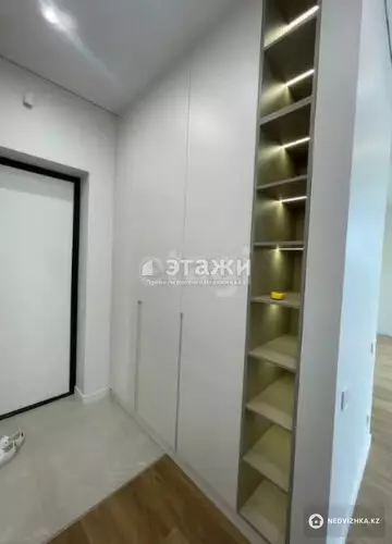 50 м², 2-комнатная квартира, этаж 8 из 18, 50 м², изображение - 1