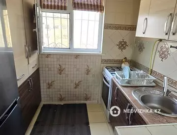 3-комнатная квартира, этаж 1 из 5, 71 м²