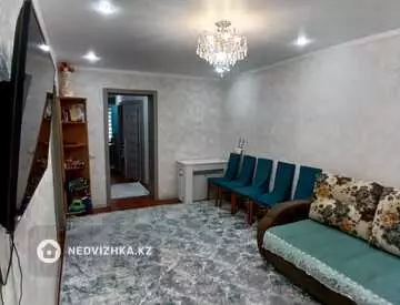 3-комнатная квартира, этаж 1 из 5, 60 м²