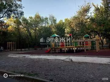 2-комнатная квартира, этаж 4 из 5, 44 м²
