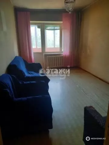 2-комнатная квартира, этаж 4 из 5, 45 м²
