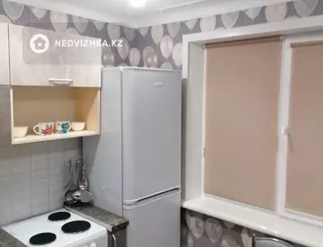 2-комнатная квартира, этаж 3 из 5, 70 м², посуточно