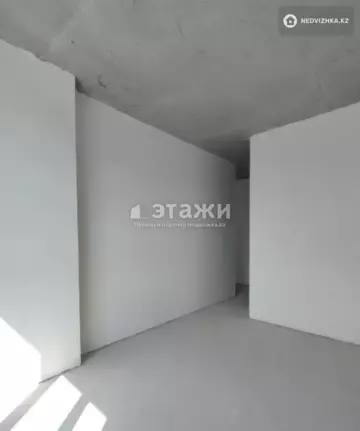 2-комнатная квартира, этаж 7 из 17, 64 м²