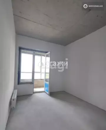 2-комнатная квартира, этаж 7 из 17, 64 м²