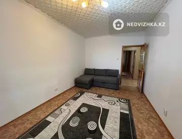 3-комнатная квартира, этаж 4 из 5, 74 м²