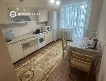 1-комнатная квартира, этаж 5 из 9, 42 м², на длительный срок