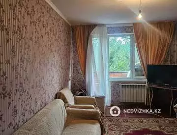 2-комнатная квартира, этаж 4 из 5, 45 м²