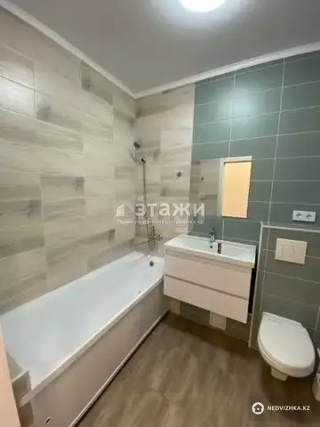 2-комнатная квартира, этаж 11 из 13, 62 м²