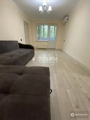 2-комнатная квартира, этаж 3 из 5, 44 м²