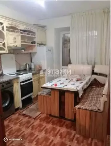 3-комнатная квартира, этаж 1 из 12, 79 м²