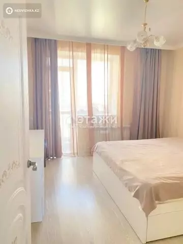 2-комнатная квартира, этаж 8 из 8, 62 м²