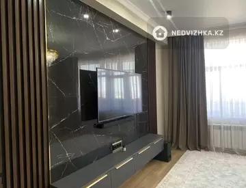 2-комнатная квартира, этаж 17 из 19, 84 м²