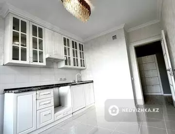 3-комнатная квартира, этаж 16 из 24, 86 м²