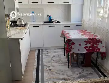 2-комнатная квартира, этаж 2 из 2, 52 м²