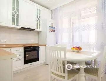 2-комнатная квартира, этаж 2 из 8, 55 м²