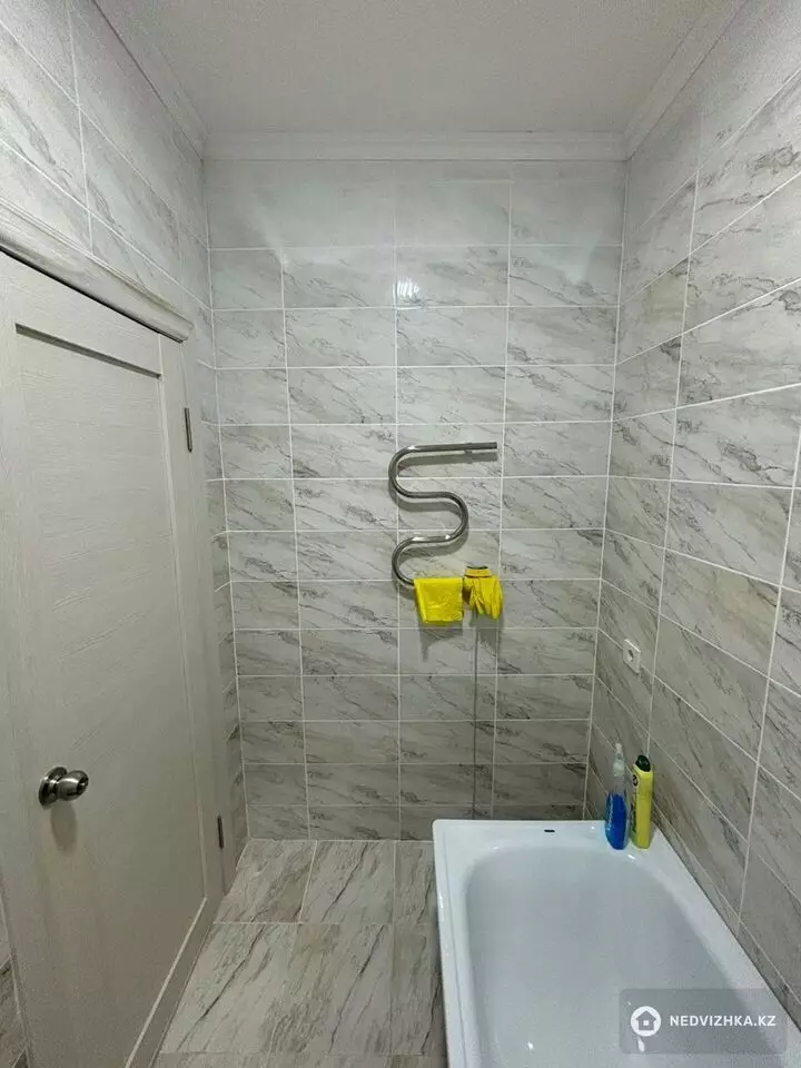 72 м², 2-комнатная квартира, этаж 3 из 5, 72 м², на длительный срок, изображение - 1