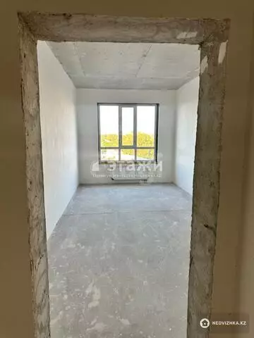 2-комнатная квартира, этаж 7 из 12, 63 м²