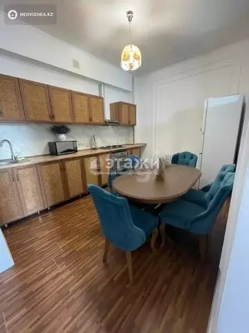 1-комнатная квартира, этаж 4 из 7, 52 м²