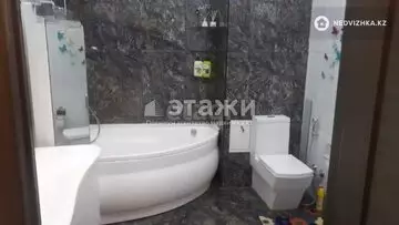 4-комнатная квартира, этаж 4 из 9, 124 м²