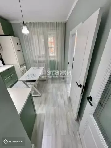 1-комнатная квартира, этаж 2 из 12, 39 м²