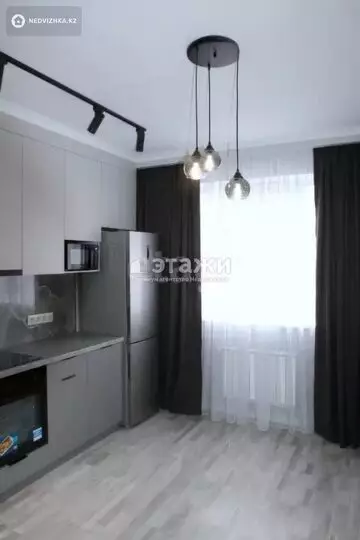 1-комнатная квартира, этаж 11 из 12, 38 м²