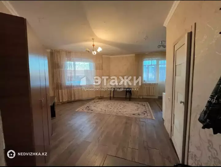 30 м², 1-комнатная квартира, этаж 4 из 5, 30 м², изображение - 1