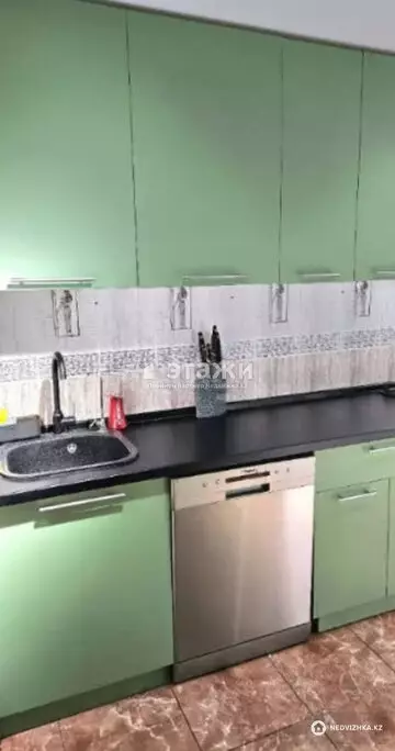 4-комнатная квартира, этаж 1 из 5, 72 м²