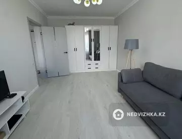 1-комнатная квартира, этаж 15 из 16, 34 м²