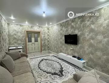 3-комнатная квартира, этаж 1 из 5, 90 м²