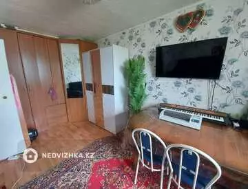 1-комнатная квартира, этаж 4 из 5, 30 м²