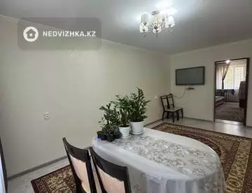 2-комнатная квартира, этаж 2 из 5, 45 м²