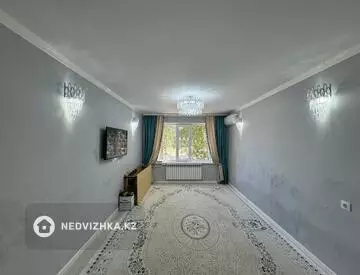 3-комнатная квартира, этаж 1 из 5, 69 м²