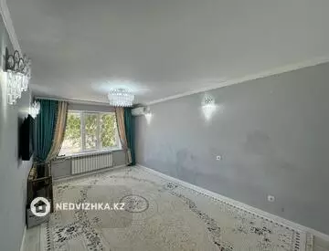 3-комнатная квартира, этаж 1 из 5, 69 м²