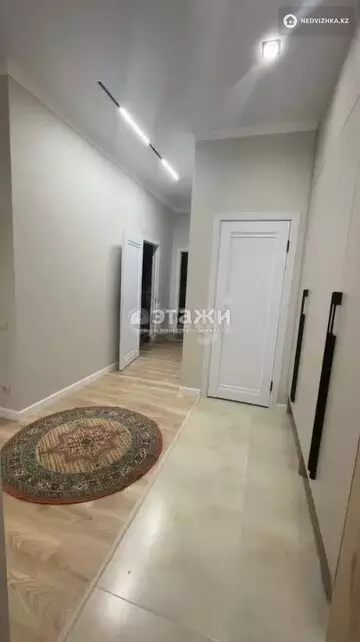 2-комнатная квартира, этаж 8 из 14, 68 м²