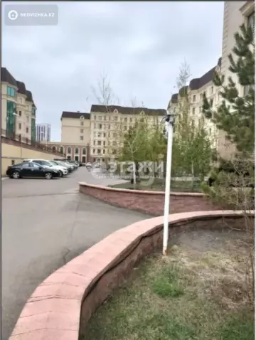 2-комнатная квартира, этаж 1 из 6, 95 м²
