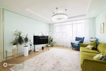 4-комнатная квартира, этаж 6 из 22, 122 м²