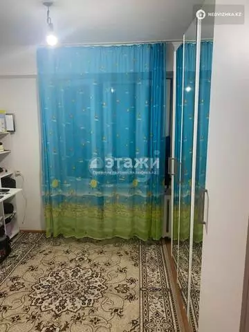 3-комнатная квартира, этаж 4 из 9, 63 м²