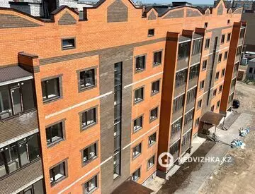 2-комнатная квартира, этаж 5 из 6, 84 м²