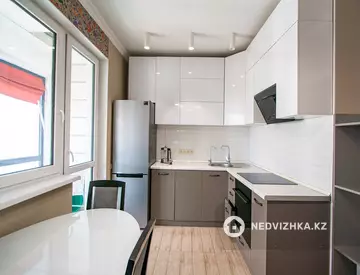 57 м², 2-комнатная квартира, этаж 10 из 12, 57 м², изображение - 2